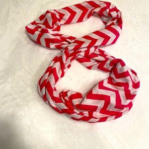 Infinity scarf